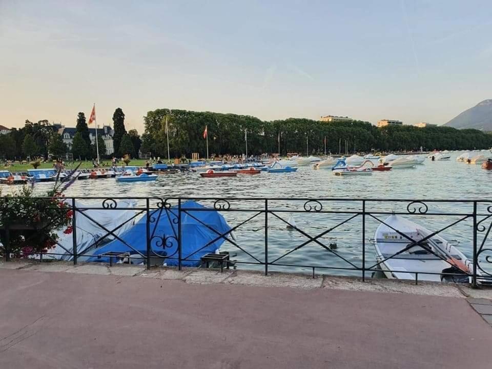 Hyper Centre Annecy Et Bord Du Lac Bagian luar foto